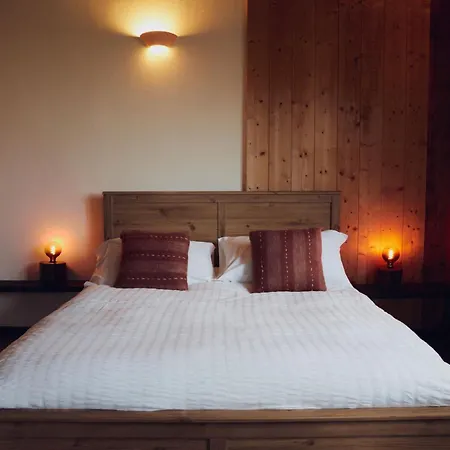 شاليه Ca' Bossi تْشيرنوبيو